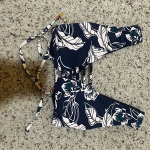 Maaji reversible, Floral Navy Bikini Top!!